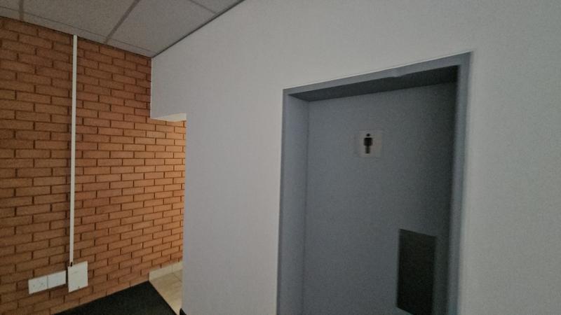 To Let commercial Property for Rent in Olifantsfontein Gauteng