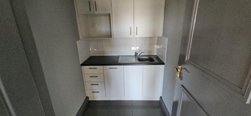 Commercial Property for Sale in Randjesfontein A H Gauteng