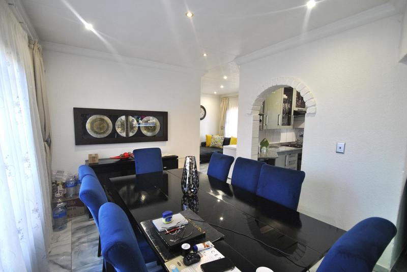 3 Bedroom Property for Sale in Dawn Park Gauteng