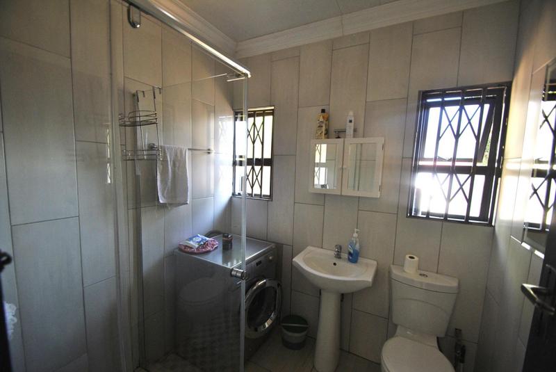 3 Bedroom Property for Sale in Dawn Park Gauteng