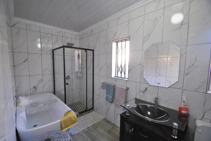 3 Bedroom Property for Sale in Dawn Park Gauteng