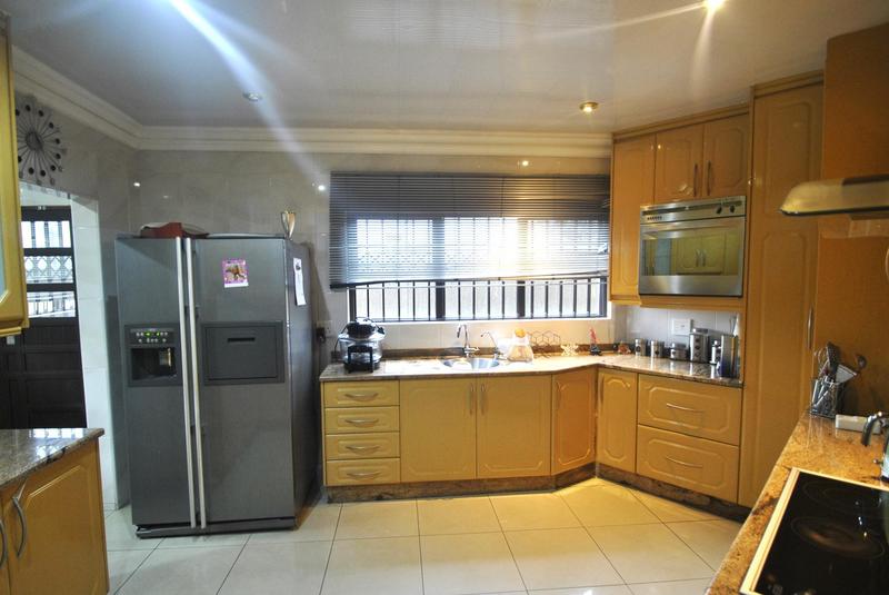 3 Bedroom Property for Sale in Sonneveld Gauteng
