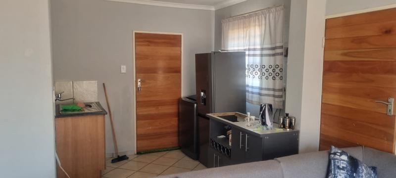 2 Bedroom Property for Sale in Westonaria Gauteng