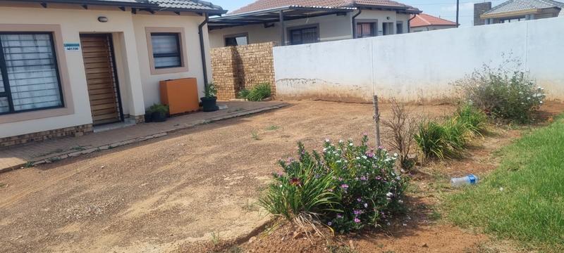 2 Bedroom Property for Sale in Westonaria Gauteng