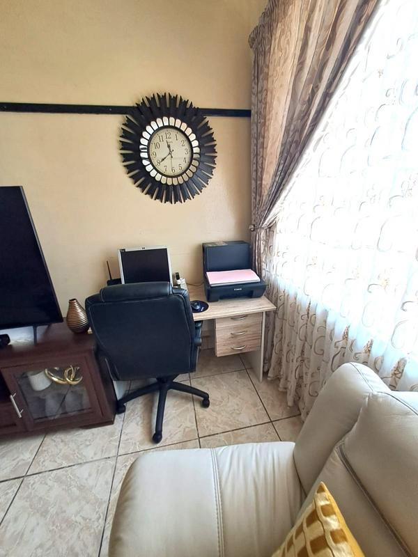 2 Bedroom Property for Sale in Germiston South Gauteng