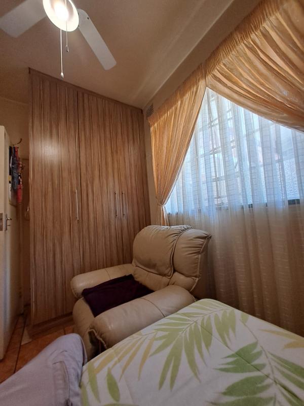 2 Bedroom Property for Sale in Germiston South Gauteng