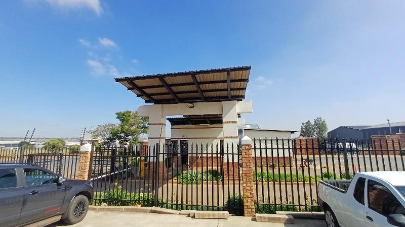 Commercial Property for Sale in Clayville Gauteng