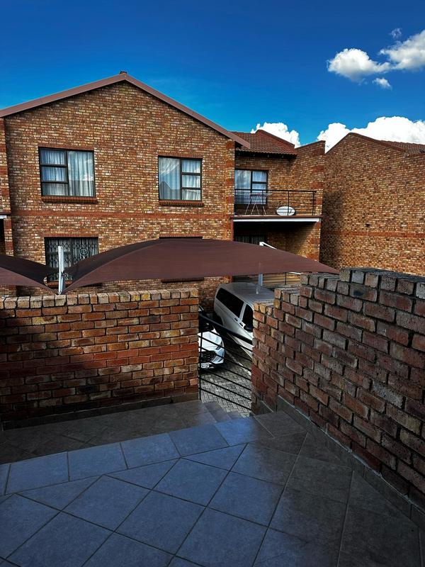 2 Bedroom Property for Sale in Naturena Gauteng