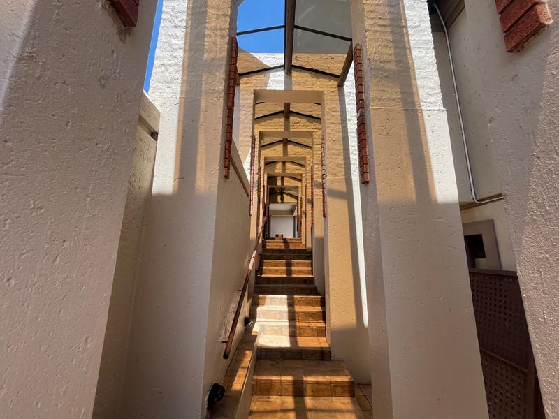 5 Bedroom Property for Sale in Waterkloof Heights Gauteng
