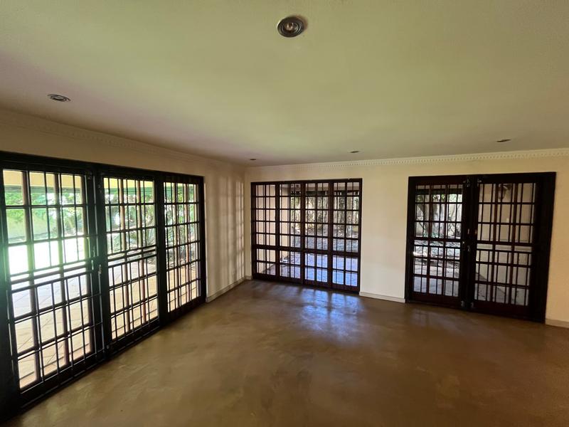 5 Bedroom Property for Sale in Waterkloof Heights Gauteng