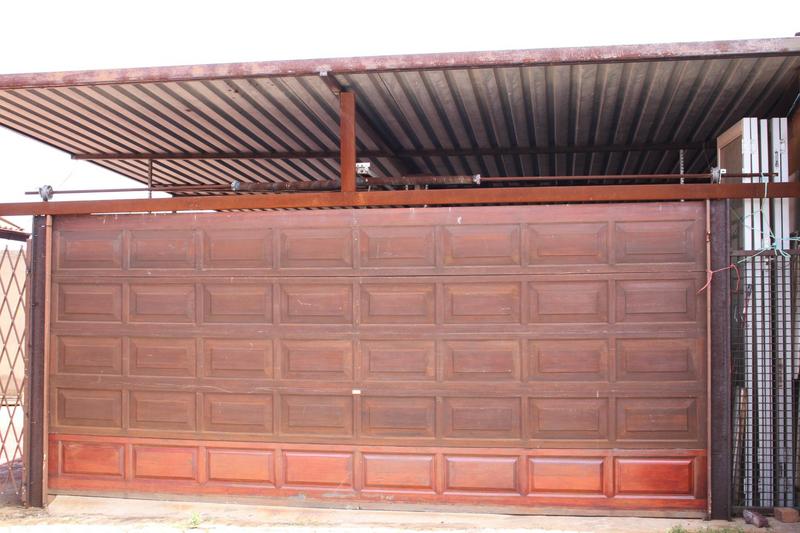 3 Bedroom Property for Sale in Dobsonville Ext 3 Gauteng