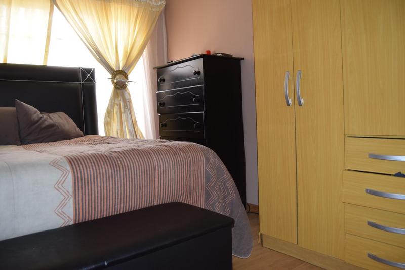 3 Bedroom Property for Sale in Dobsonville Ext 3 Gauteng