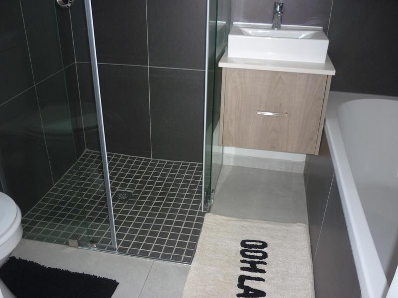 2 Bedroom Property for Sale in Kyalami Gauteng