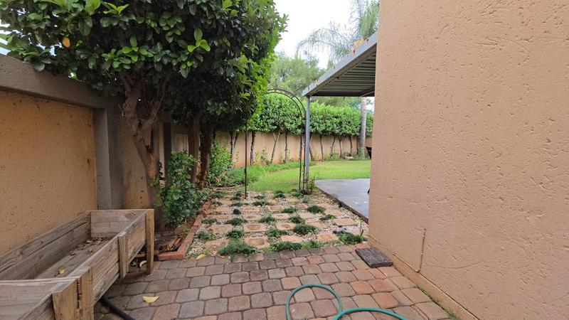2 Bedroom Property for Sale in Annlin Gauteng
