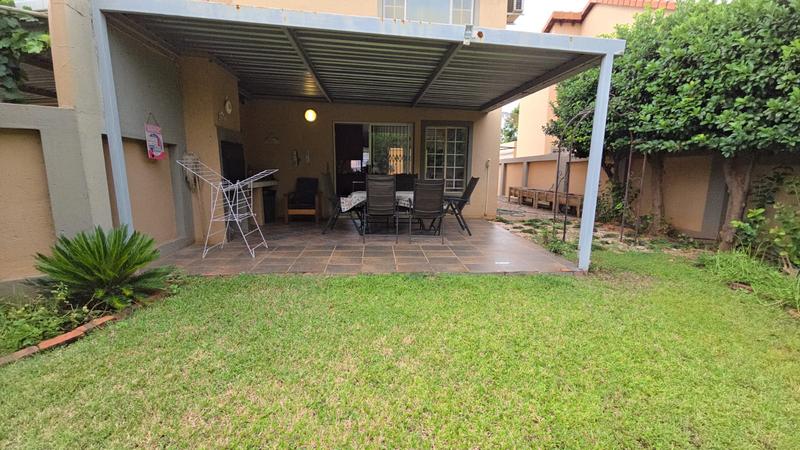 2 Bedroom Property for Sale in Annlin Gauteng