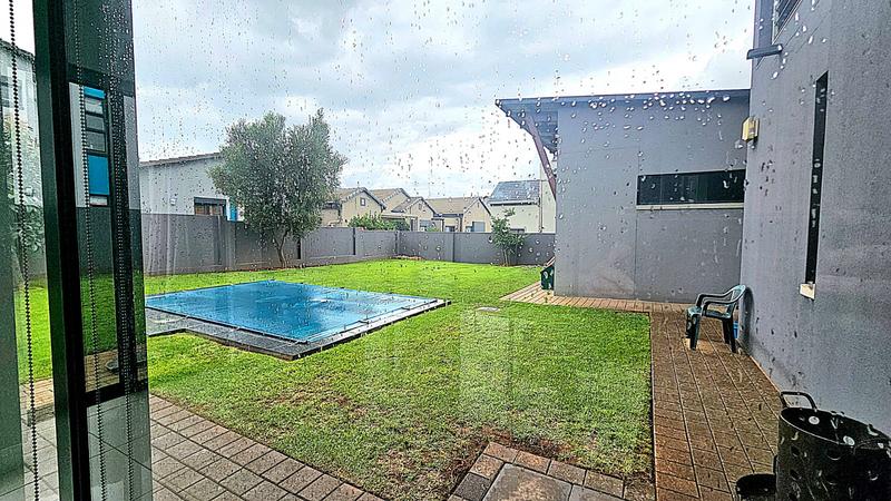 3 Bedroom Property for Sale in Midstream Hill Gauteng