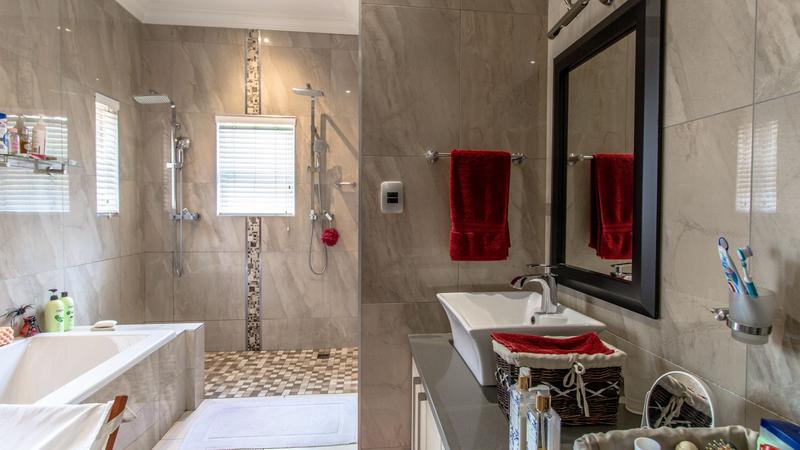 3 Bedroom Property for Sale in Retire at Midstream Gauteng