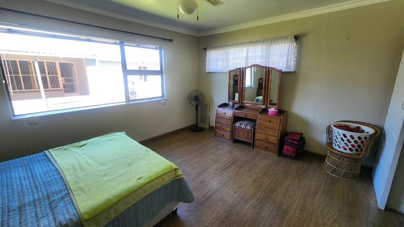 3 Bedroom Property for Sale in Brackendowns Gauteng