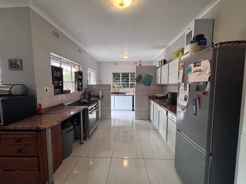 4 Bedroom Property for Sale in Florida Glen Gauteng