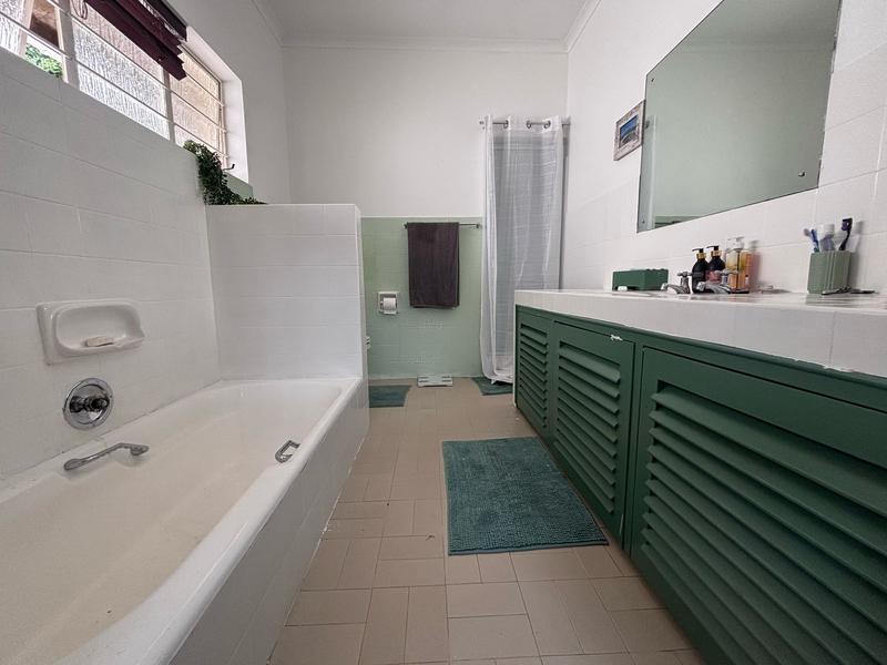 4 Bedroom Property for Sale in Florida Glen Gauteng