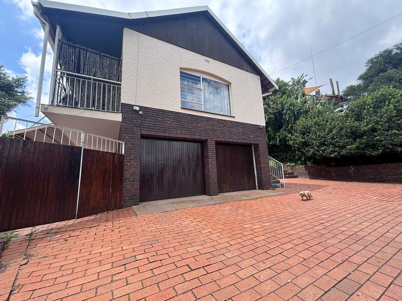4 Bedroom Property for Sale in Florida Glen Gauteng