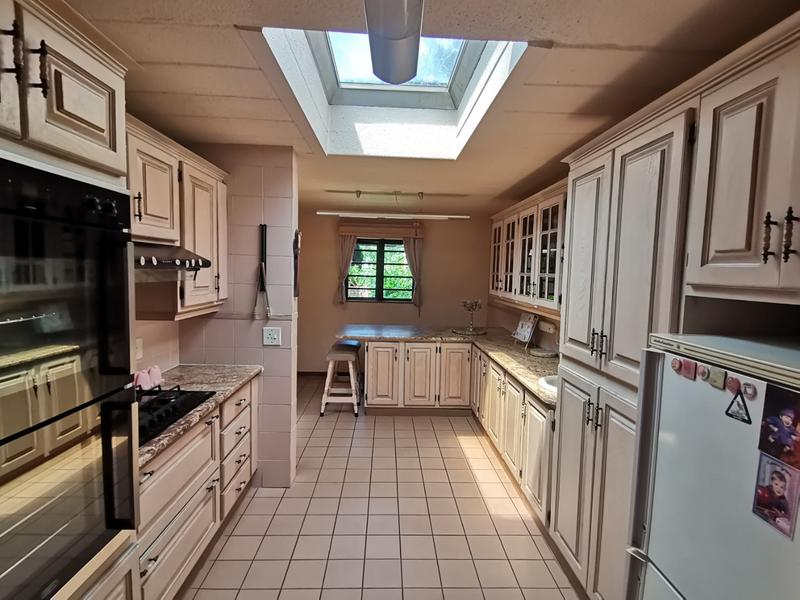 5 Bedroom Property for Sale in Vanderbijlpark SE 3 Gauteng