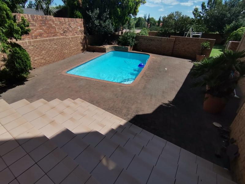 5 Bedroom Property for Sale in Vanderbijlpark SE 3 Gauteng