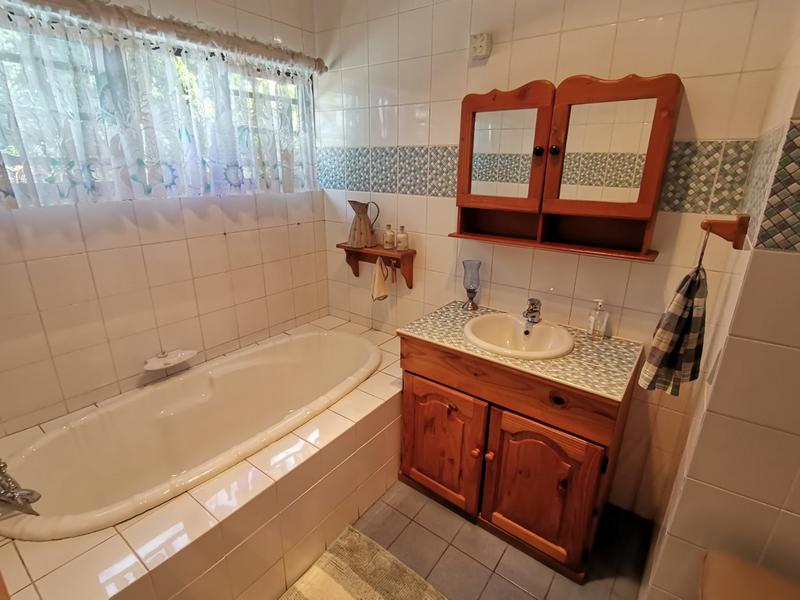 5 Bedroom Property for Sale in Vanderbijlpark SE 3 Gauteng