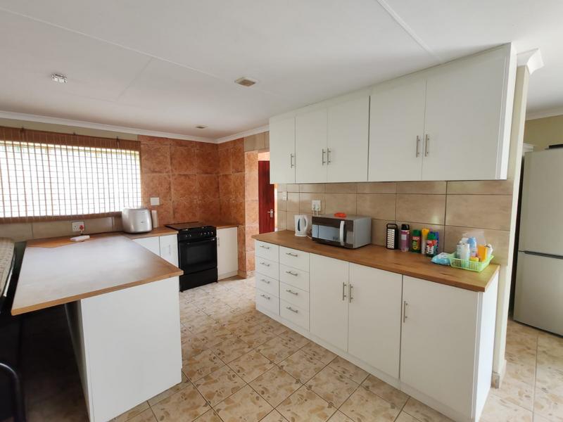 5 Bedroom Property for Sale in Vaal Marina Gauteng