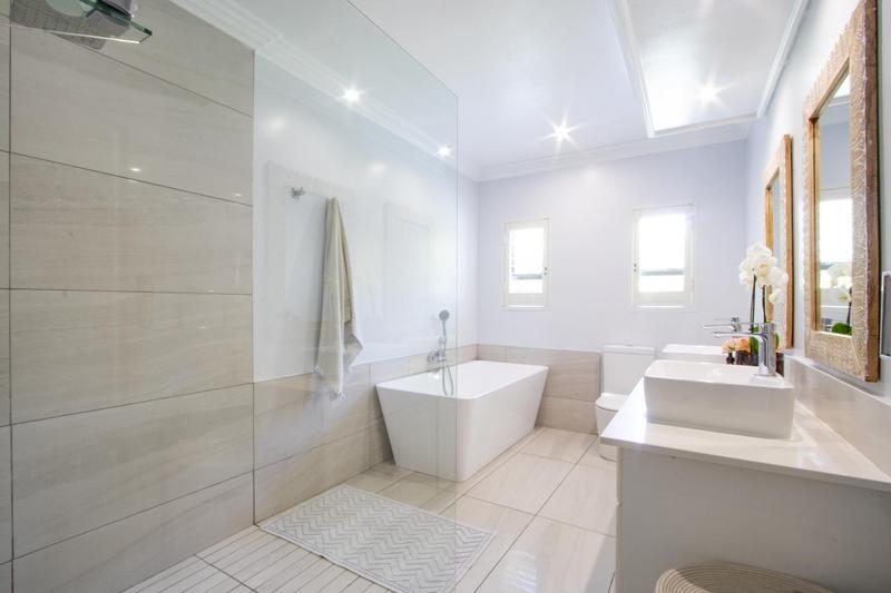4 Bedroom Property for Sale in Blue Hills Country Estate Gauteng
