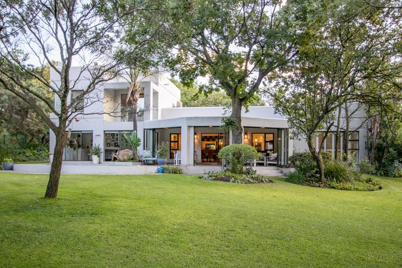 4 Bedroom Property for Sale in Blue Hills Country Estate Gauteng
