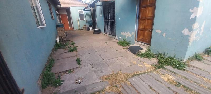 15 Bedroom Property for Sale in Rhodesfield Gauteng