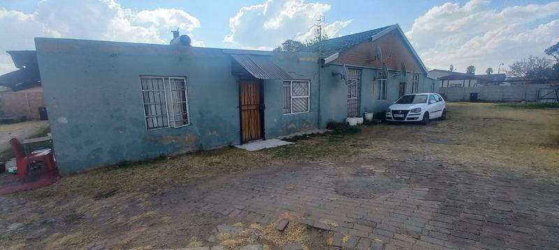 15 Bedroom Property for Sale in Rhodesfield Gauteng