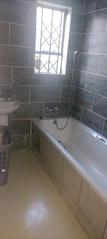 3 Bedroom Property for Sale in Clayville Gauteng