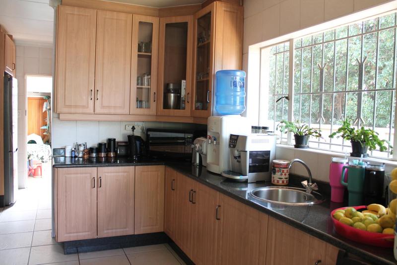 6 Bedroom Property for Sale in Morning Hill Gauteng