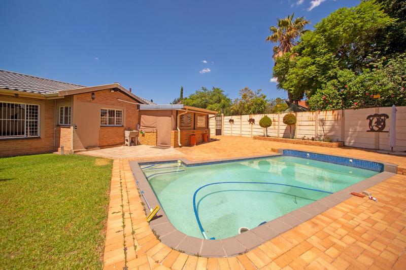 3 Bedroom Property for Sale in Croydon Gauteng