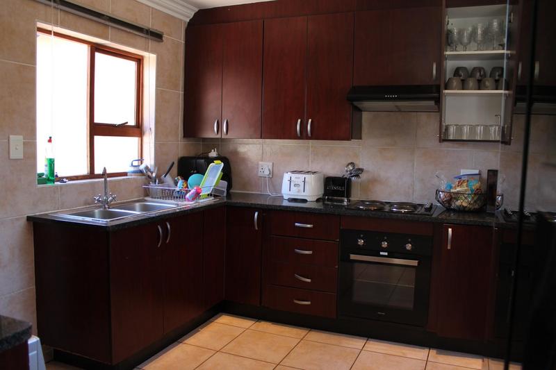3 Bedroom Property for Sale in Greenstone Hill Gauteng