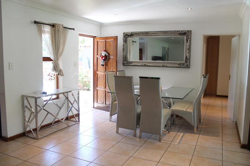 3 Bedroom Property for Sale in Greenstone Hill Gauteng