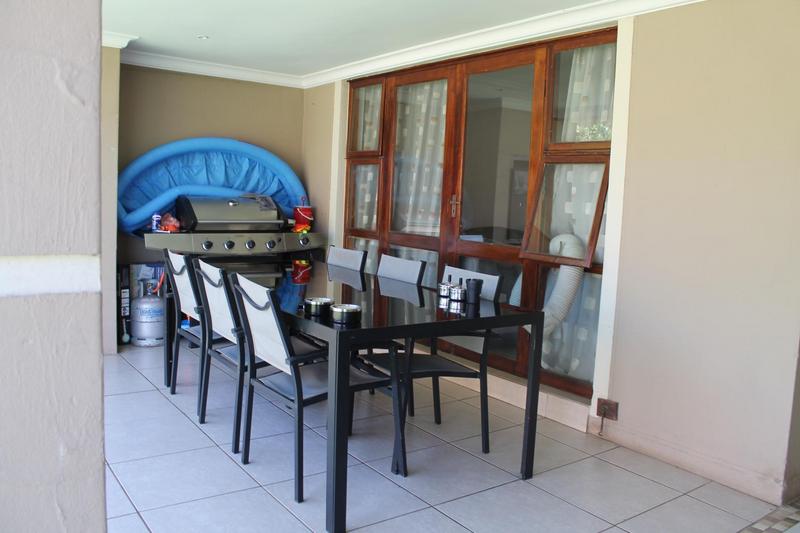 3 Bedroom Property for Sale in Greenstone Hill Gauteng