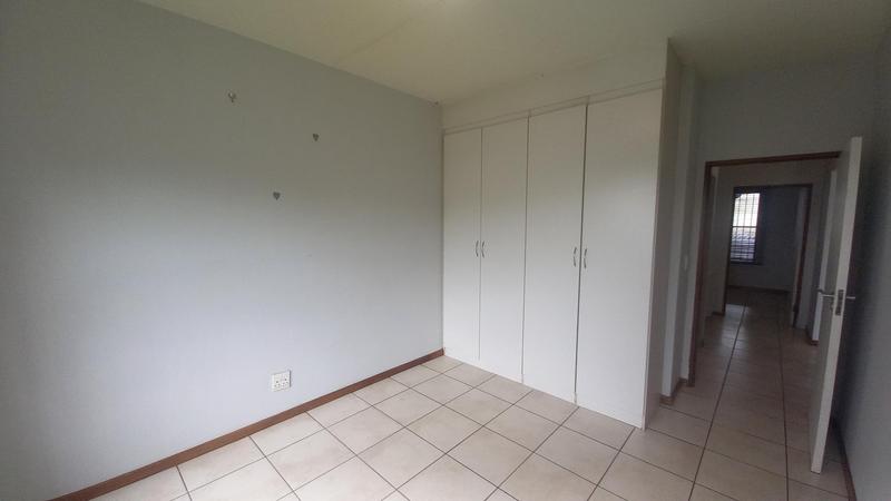 2 Bedroom Property for Sale in Greenstone Hill Gauteng