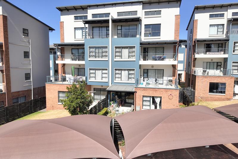 2 Bedroom Property for Sale in Greenstone Hill Gauteng