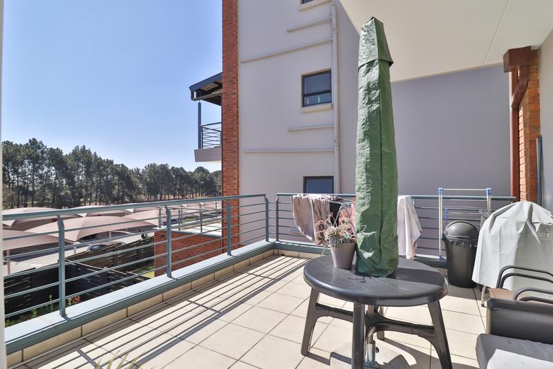 2 Bedroom Property for Sale in Greenstone Hill Gauteng