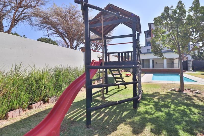 2 Bedroom Property for Sale in Greenstone Hill Gauteng