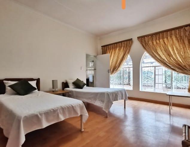 To Let 5 Bedroom Property for Rent in Westdene Gauteng