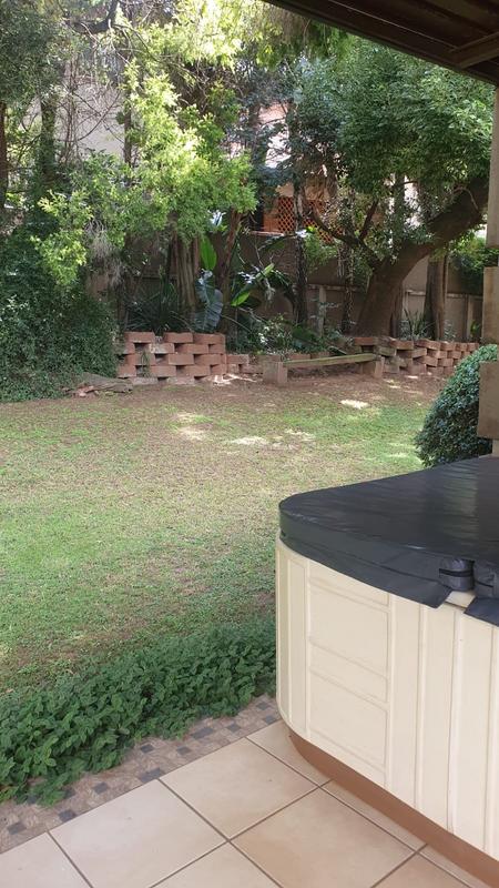 6 Bedroom Property for Sale in Morning Hill Gauteng