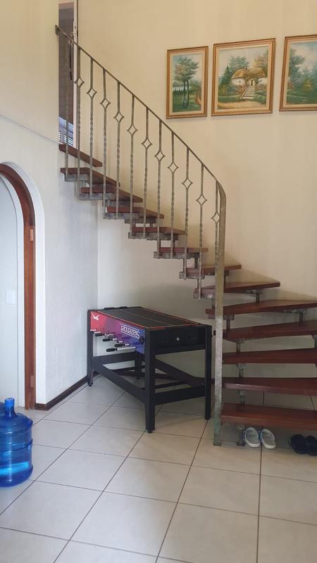 6 Bedroom Property for Sale in Morning Hill Gauteng
