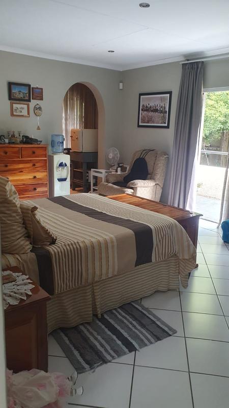 6 Bedroom Property for Sale in Morning Hill Gauteng