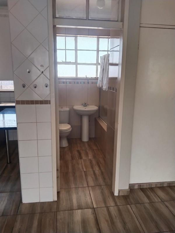 2 Bedroom Property for Sale in Sunnyridge Gauteng