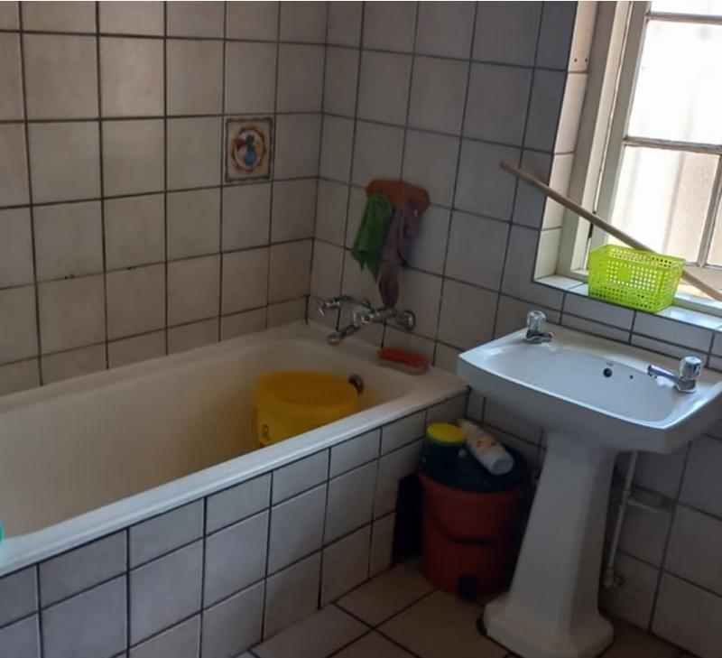 2 Bedroom Property for Sale in Kensington Gauteng