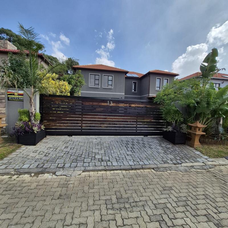 3 Bedroom Property for Sale in Parkrand Gauteng